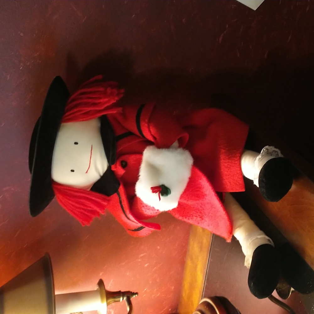 Vintage 1990 Eden Madeline Christmas Doll - Pre-owned - Red/Black